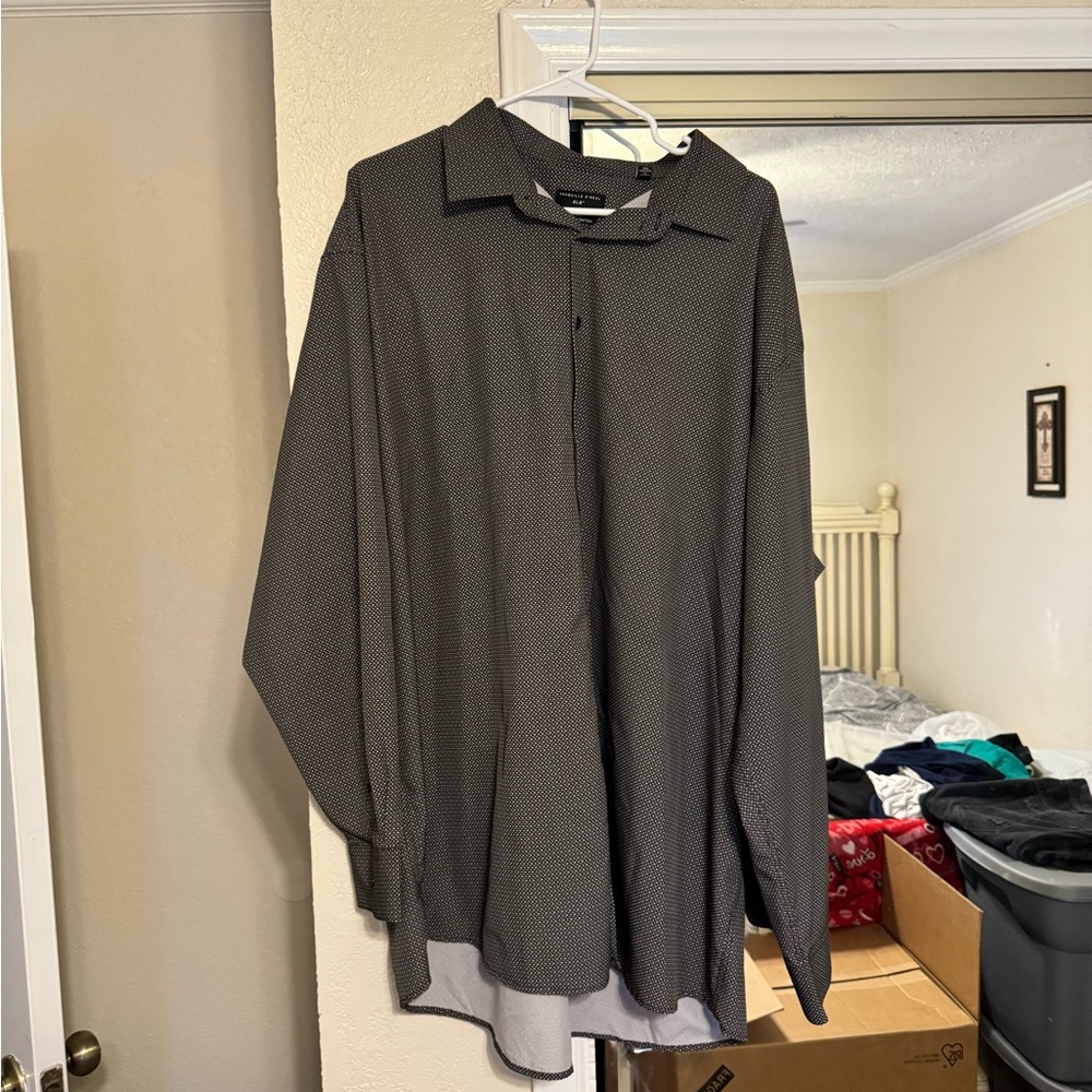 Big and tall long sleeve dress shirt